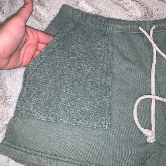 Aerie Shorts - Picture 2 of 5